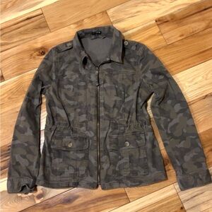 Express Woman’s Camo Jacket